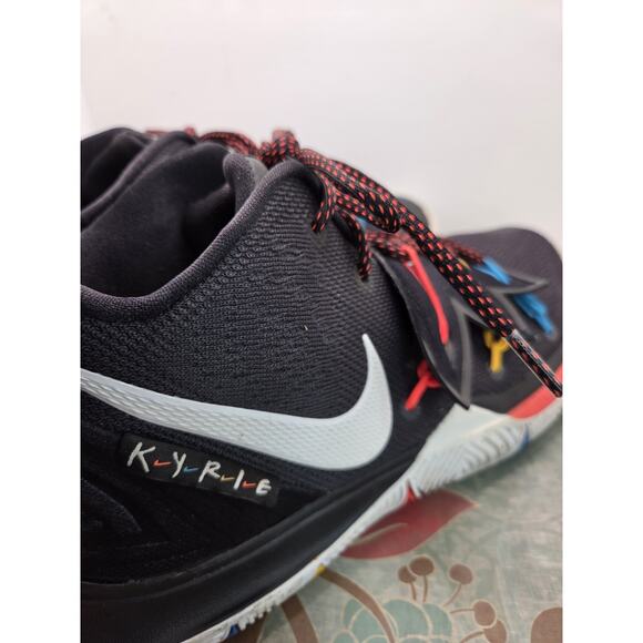 Nike Kyrie 5 "Friends" Basketball Shoes Size 11 Clean No Box - Picture 7 of 15